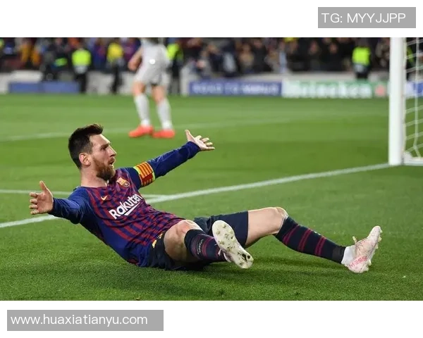 聚焦足球巨星精彩瞬间打造震撼剪辑展现球场巅峰技艺 聚焦足球巨星精彩瞬间打造震撼剪辑展现球场巅峰技艺